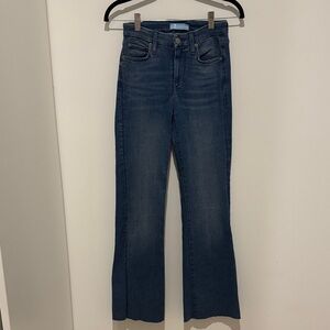 7 for All Mankind 💙